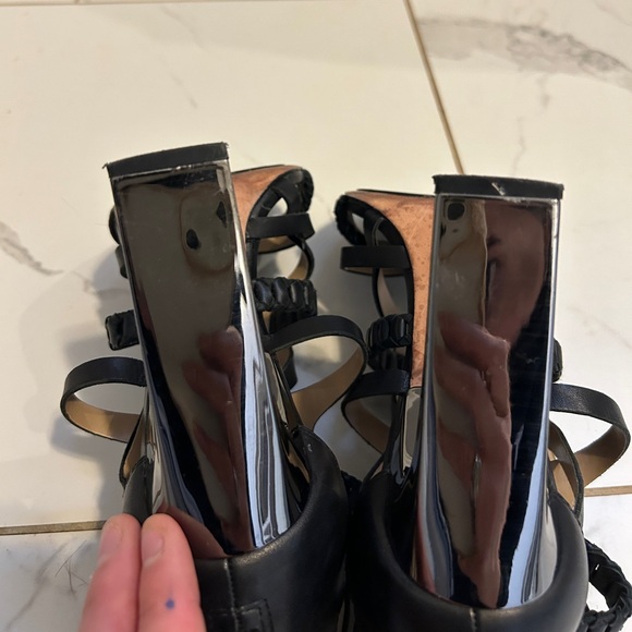 BCBGMaxAzria Black Shoes Sz 8.5 - Picture 5 of 11